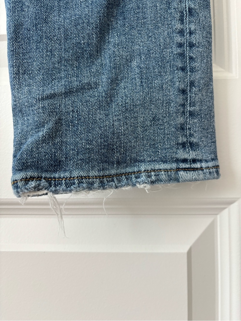 J.Crew Slim Boyfriend Jeans Size 25 Medium Blue Wash Distressed - Picture 5 of 10